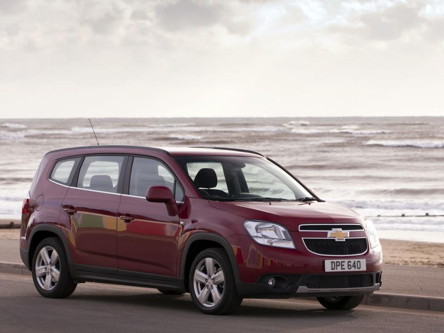  Chevrolet Orlando 2010 года  (UK) (фото 14 из 14)